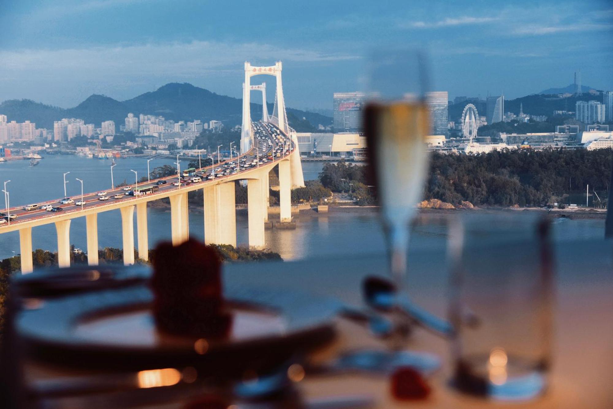 厦门海沧融信华邑酒店 - Ihg旗下 外观 照片